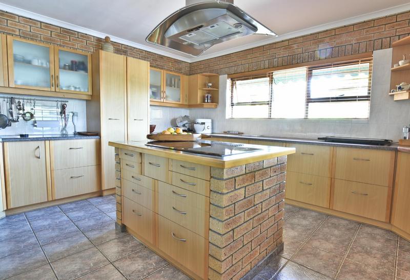 3 Bedroom Property for Sale in Vierlanden Western Cape